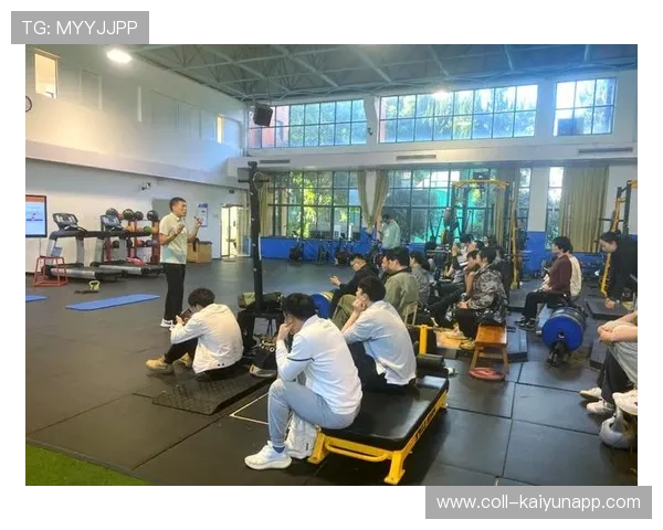琑队如何建立青训课程的国际认证与标准化机制，青训理念